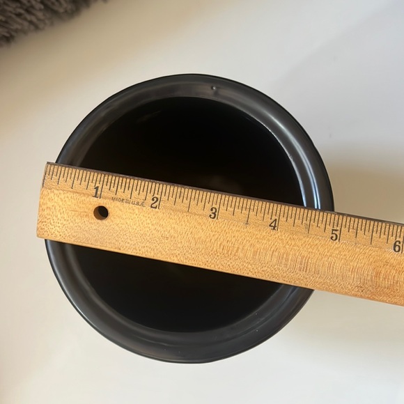 NWT Ceramic Apothecary Jar Embossed Ornate Skull Design “Pick Your Poison” 9.5” - Picture 14 of 15